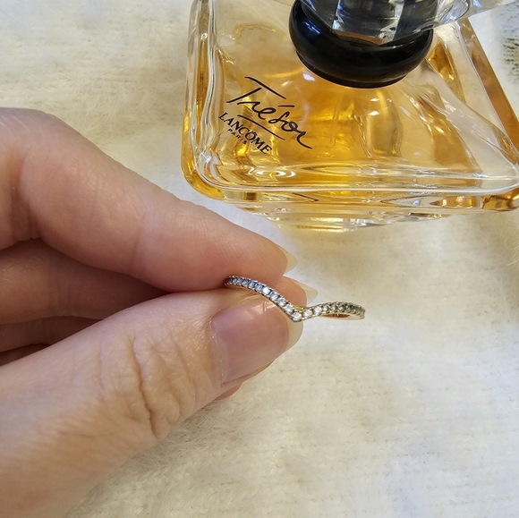 rings - Picture 3 of 7